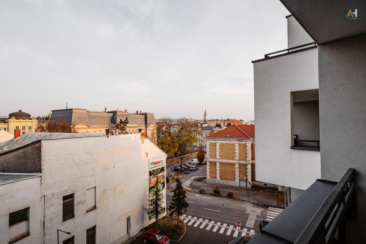 Апартаменти Ah Radnica IV Кошице Екстер'єр фото